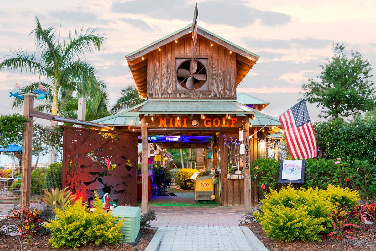 The Fish Hole Miniature Golf